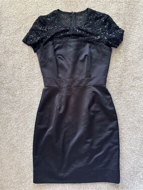 Trina Turk Black Sequin Lace Cap-Sleeve Sheath Dress